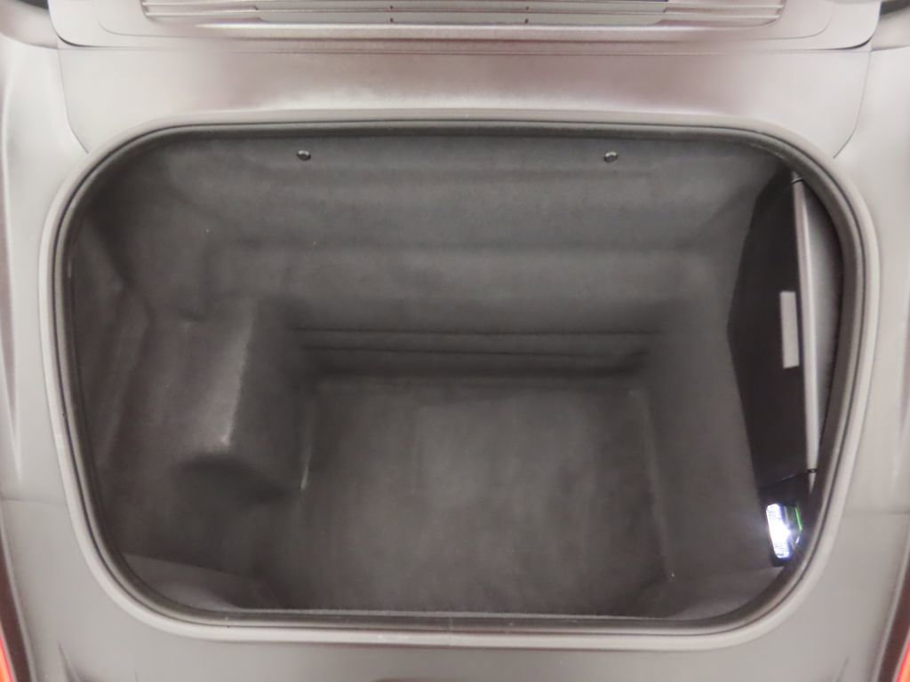 Used 2022 Porsche 911 Turbo image 34