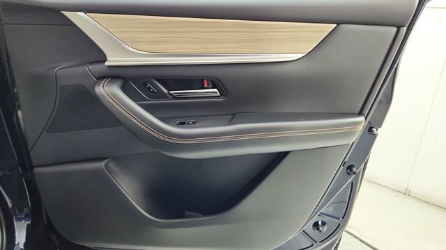 New 2026 MAZDA CX-90 Plug-In Hybrid w/Premium Sport AWD/4WD image 39