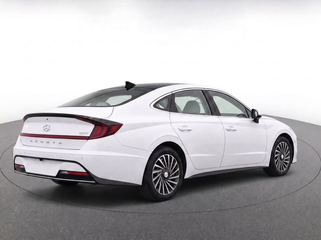 Certified 2023 Hyundai Sonata Limited w/ Cargo Package FWD image 5
