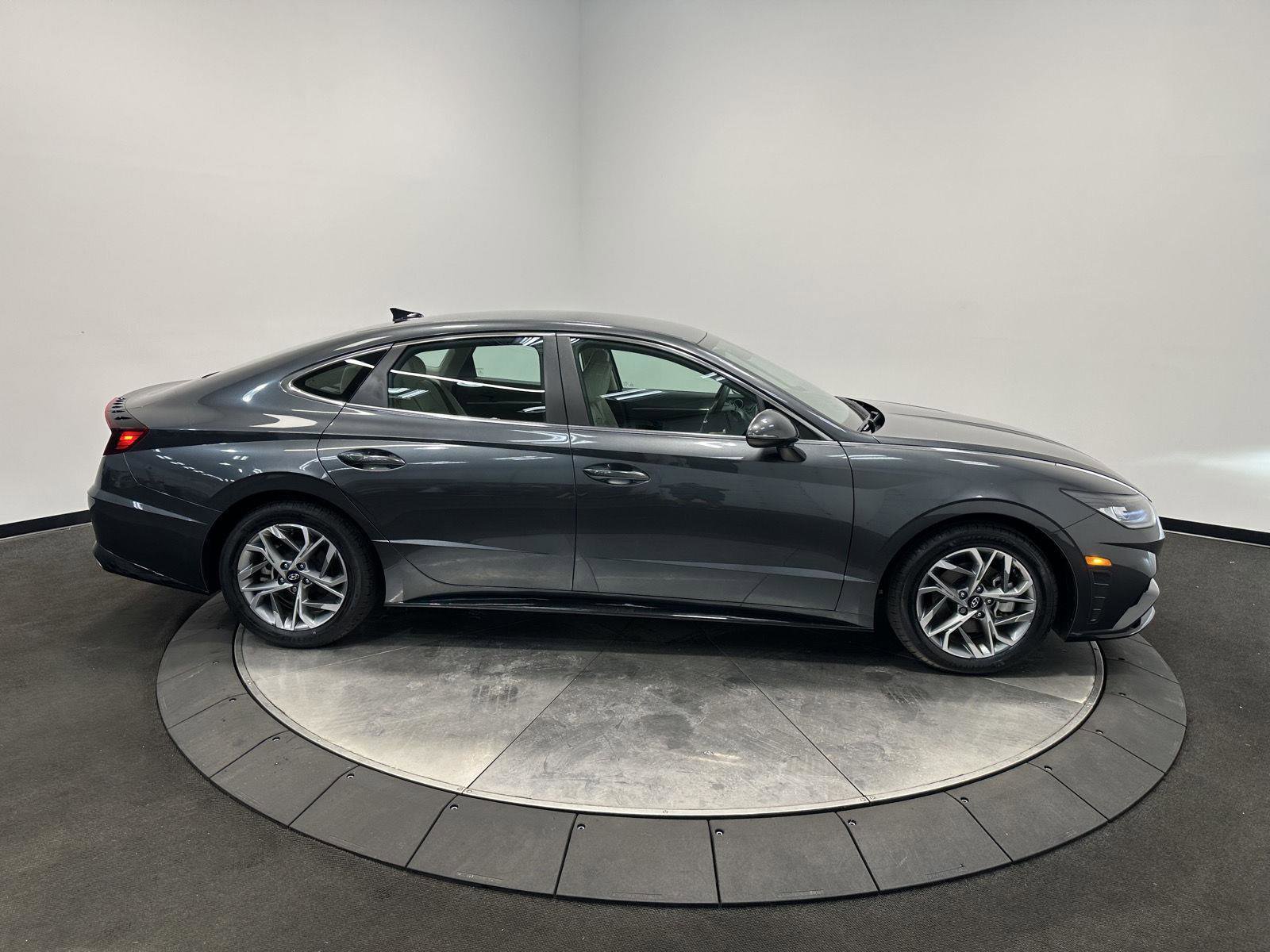 Certified 2023 Hyundai Sonata SEL image 8