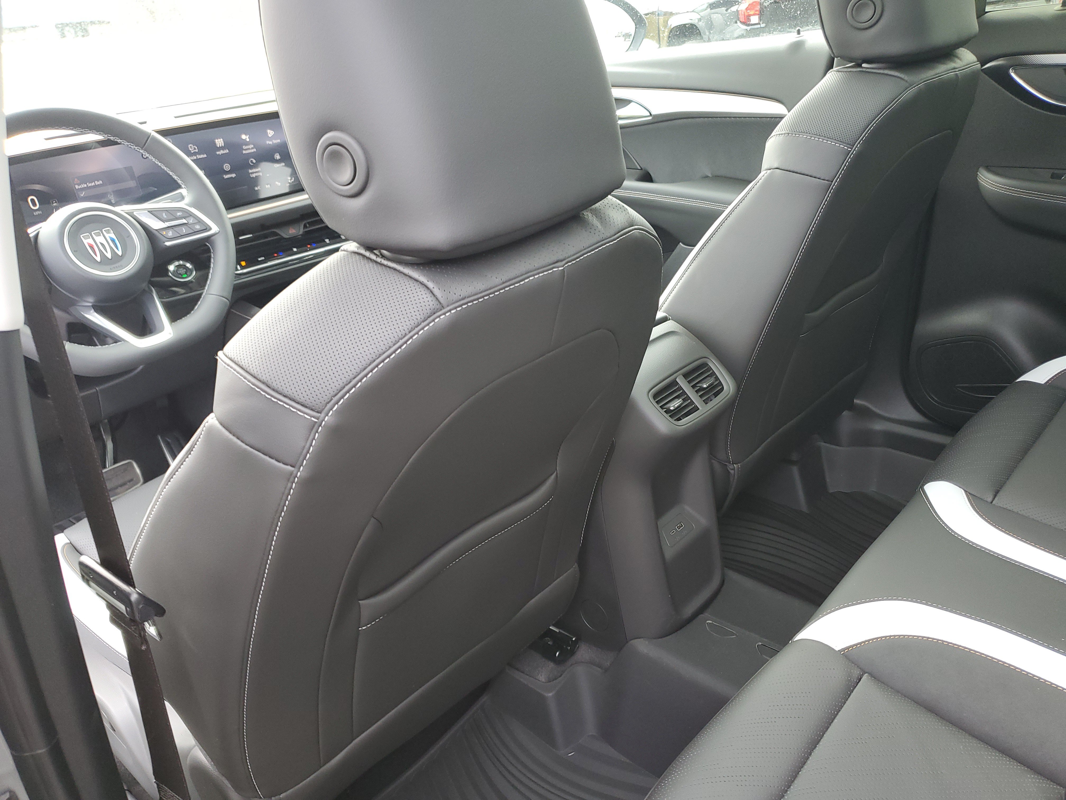 New 2026 Buick Envision Sport Touring AWD/4WD image 31