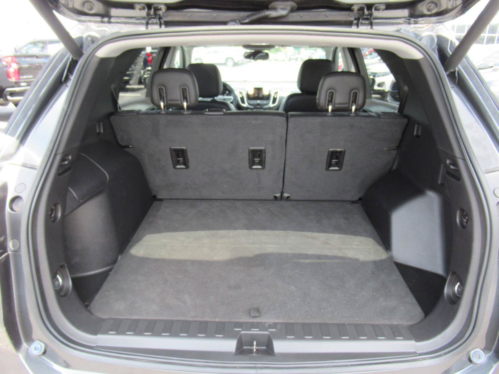 Certified 2018 Chevrolet Equinox Premier FWD image 32