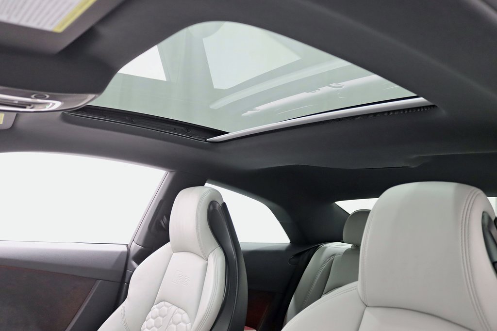 Used 2021 Audi RS 5 w/ Black Optic Carbon Package image 33