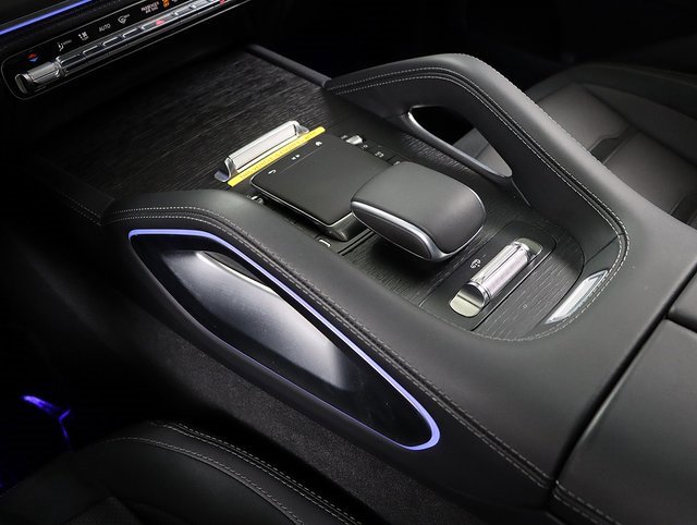 Certified 2025 Mercedes-Benz GLE 53 AMG 4MATIC image 28