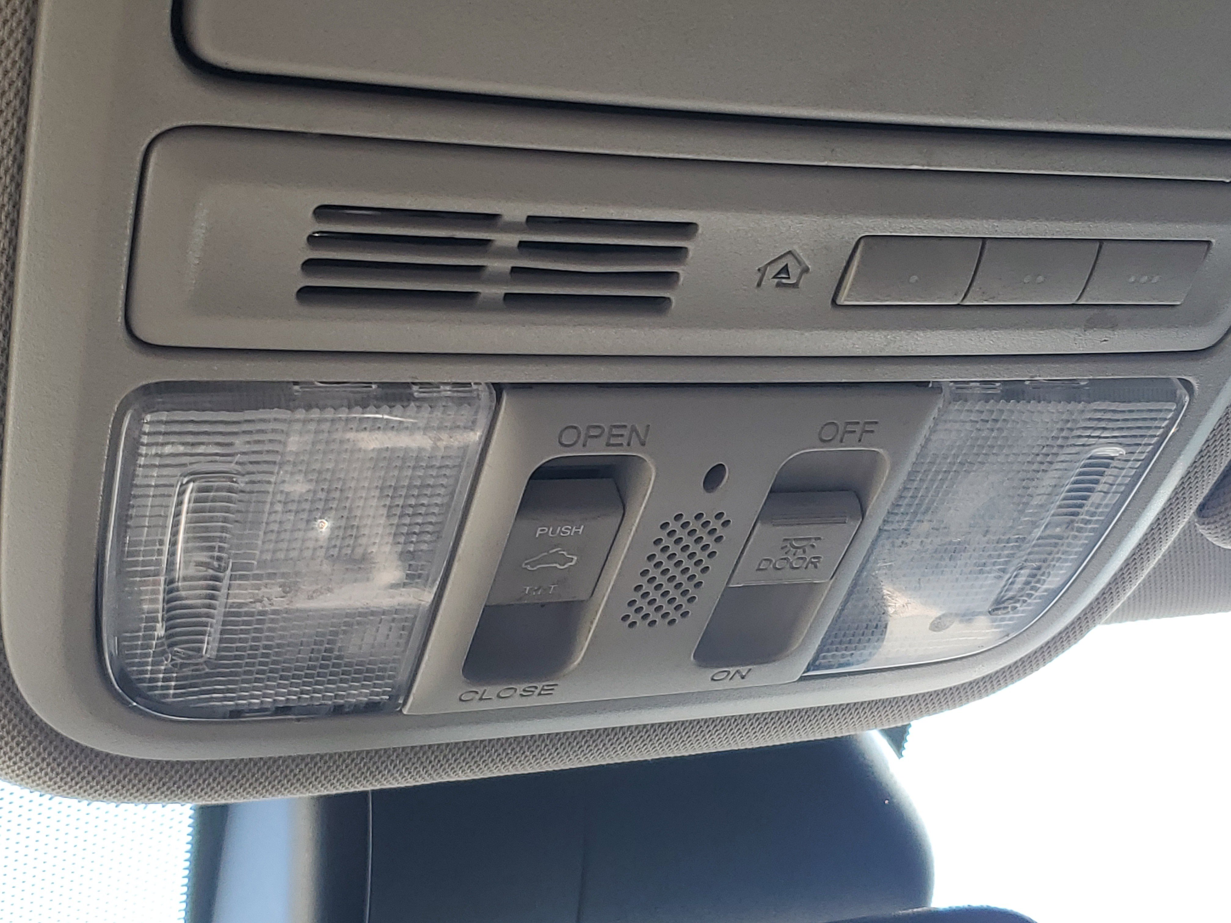 Used 2015 Honda Odyssey EX-L image 24