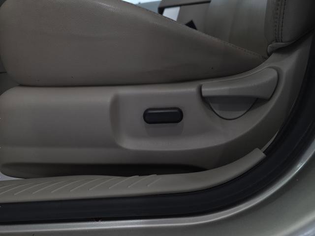Used 2010 Mercury Mariner Premier AWD/4WD image 11