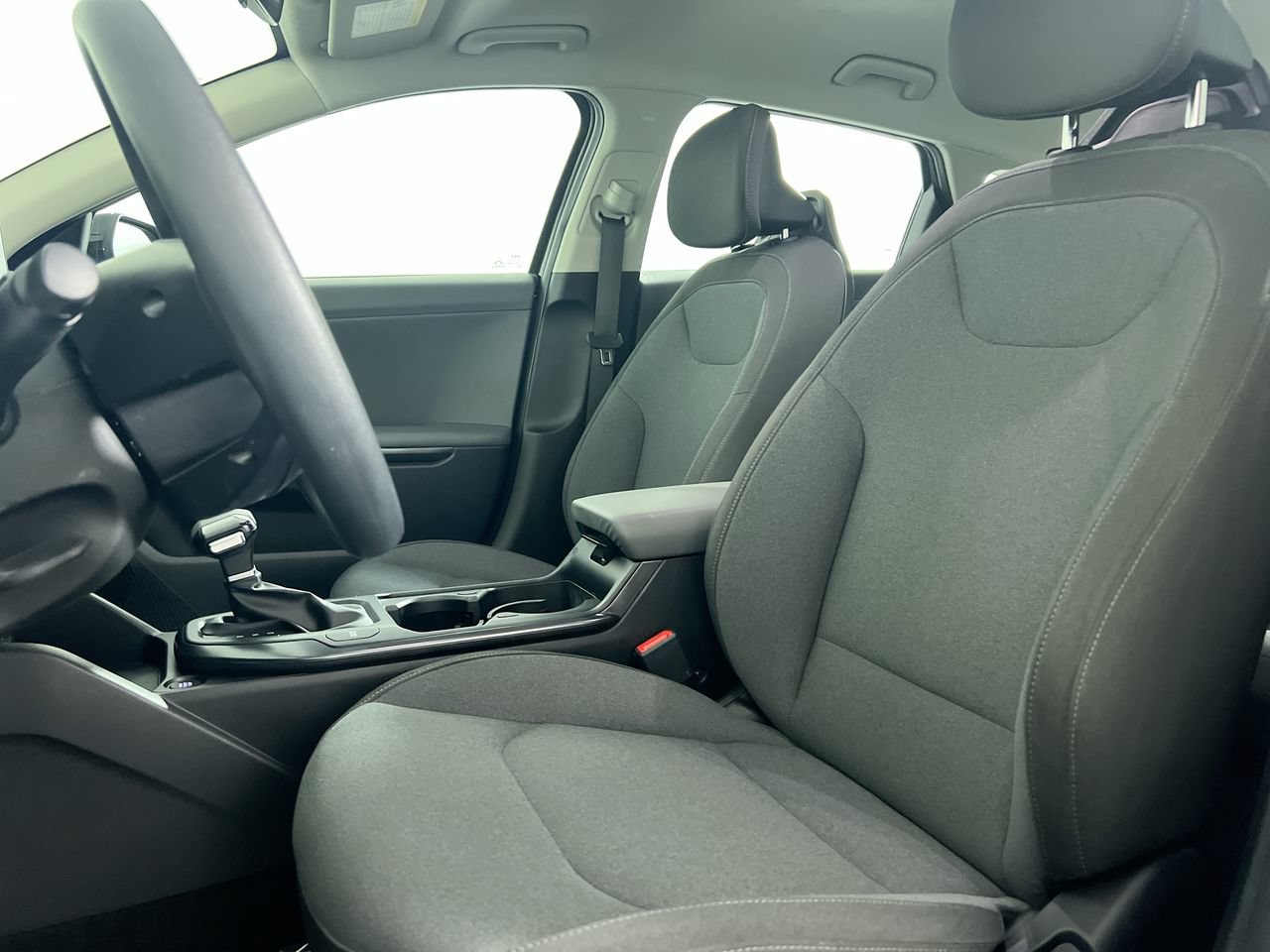 New 2026 Kia K4 FWD image 13