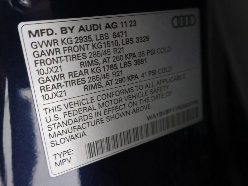 Used 2024 Audi Q8 Premium Plus image 3