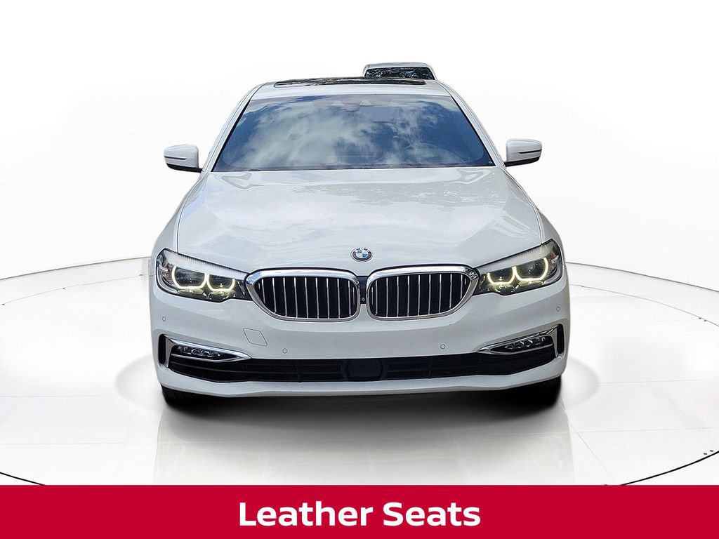 Used 2018 BMW 540i RWD image 2