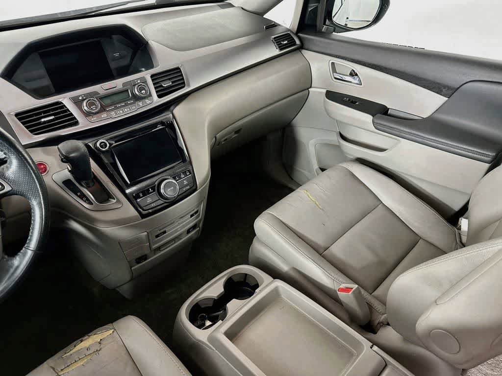 Used 2014 Honda Odyssey Touring Elite image 11