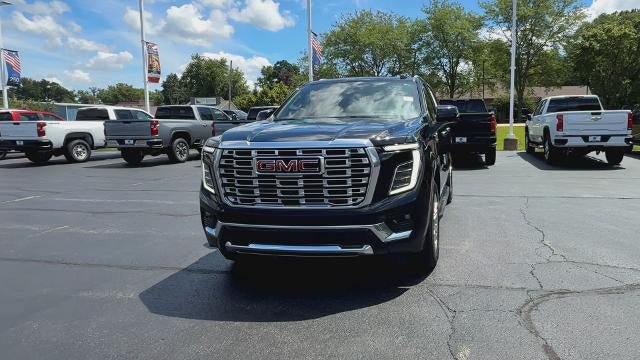 Certified 2025 GMC Yukon Denali AWD/4WD image 3