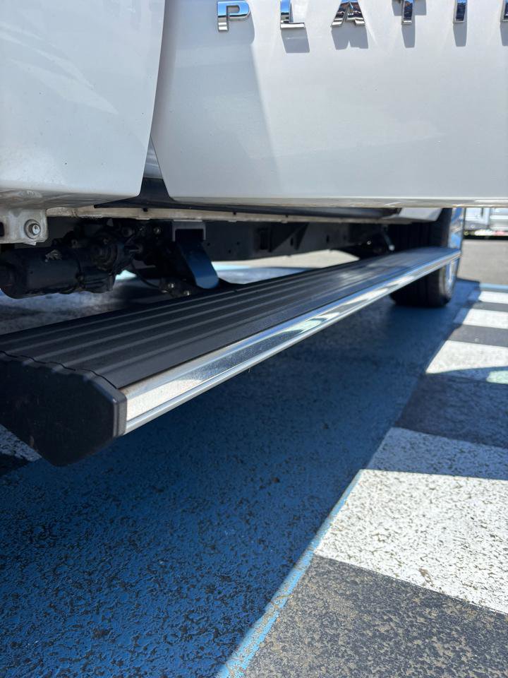 Used 2019 Ford Expedition Platinum AWD/4WD image 10