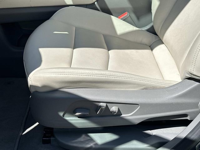 Used 2024 Cadillac XT6 Premium Luxury AWD/4WD image 18