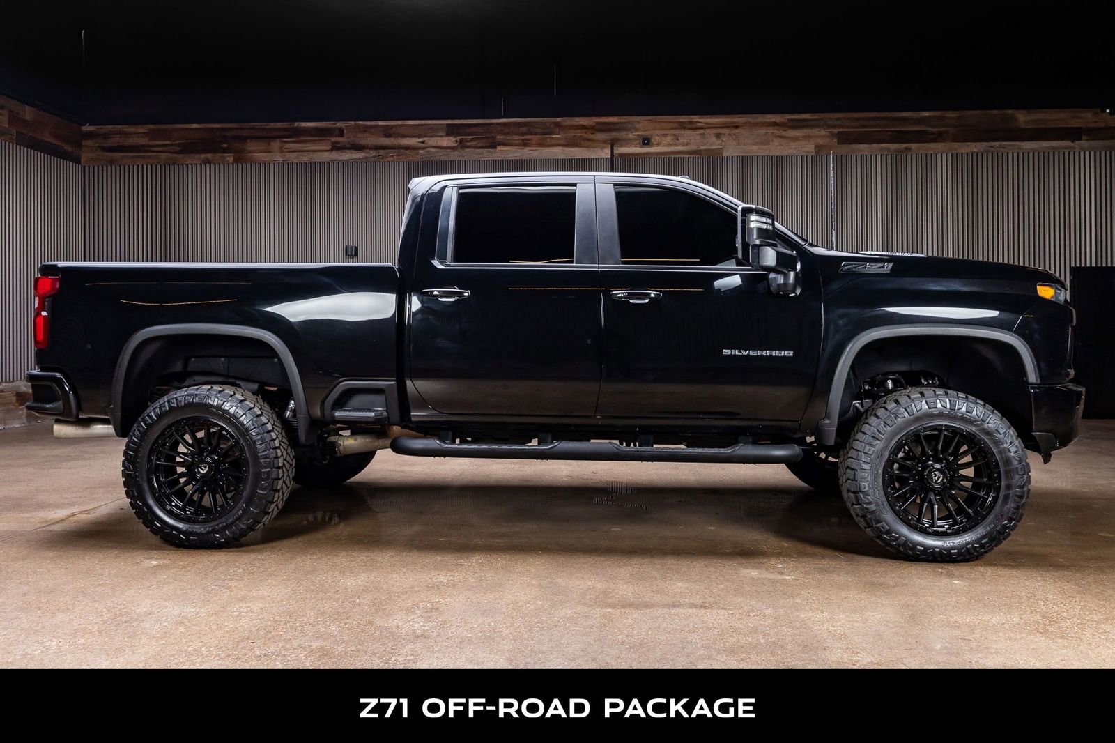 Used 2021 Chevrolet Silverado 2500 LTZ w/ Carhartt Edition AWD/4WD image 11