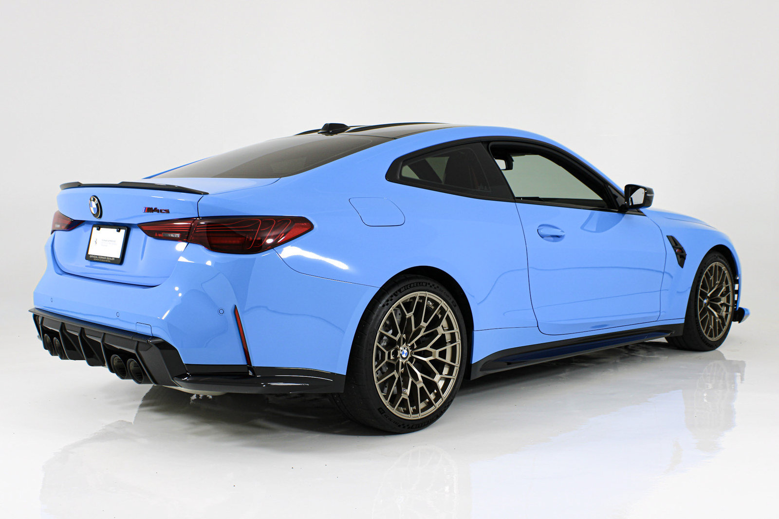 Used 2025 BMW M4 CS AWD/4WD image 8