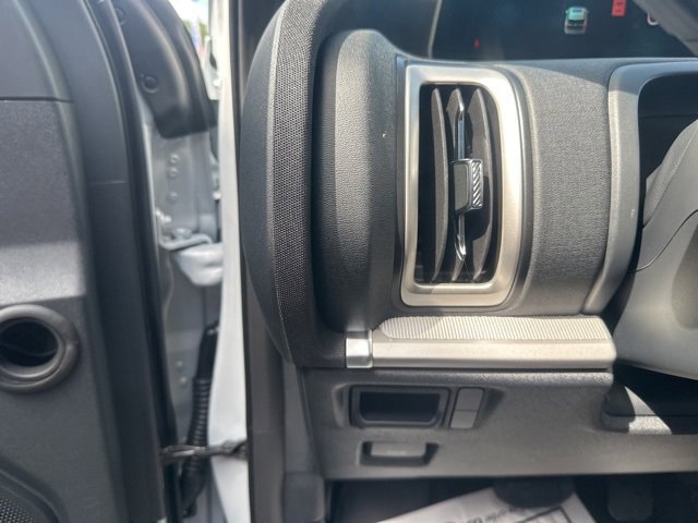 New 2025 Ford Expedition Active image 18