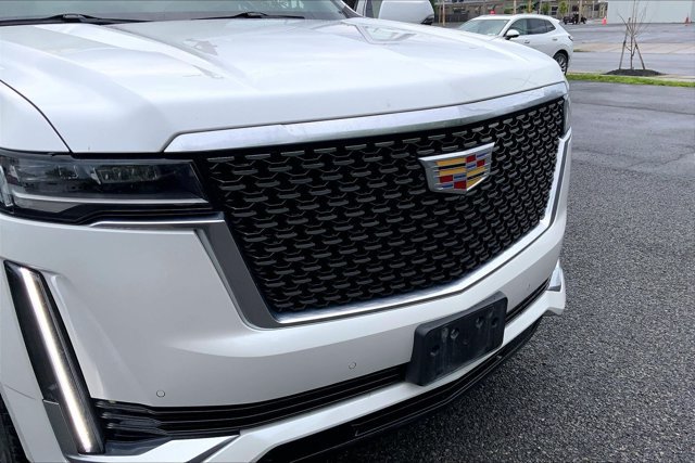 Used 2021 Cadillac Escalade Premium Luxury AWD/4WD image 31