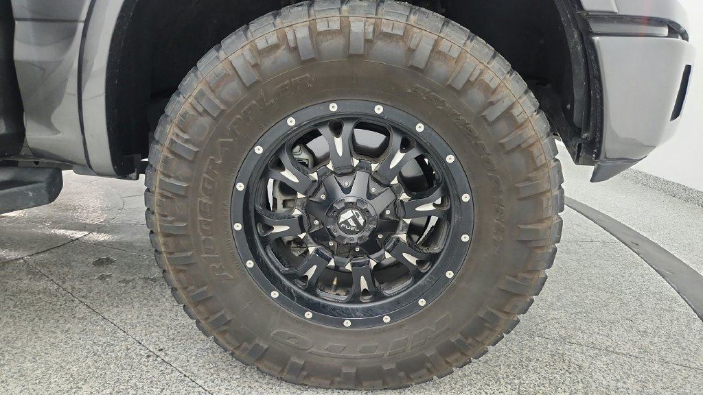 Used 2019 Ford F150 Lariat w/ Equipment Group 502A Luxury AWD/4WD image 37