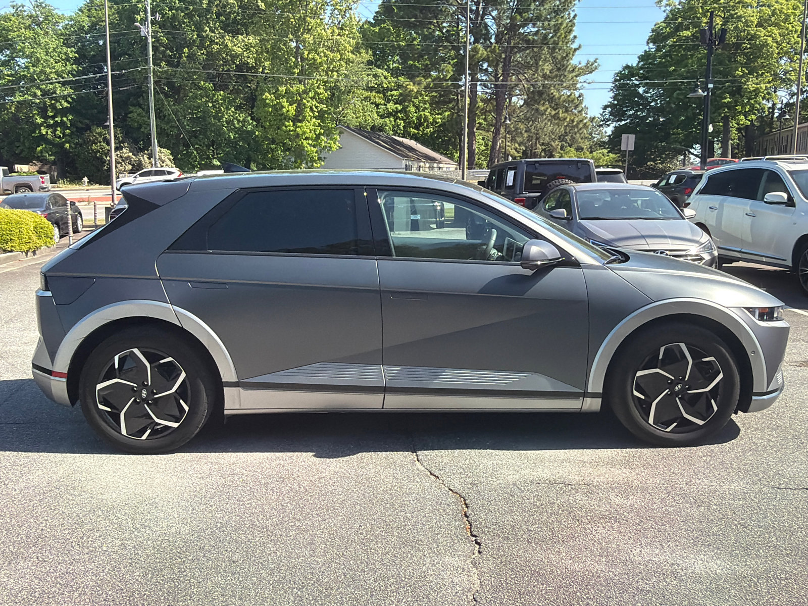 Certified 2024 Hyundai Ioniq 5 Limited RWD image 4