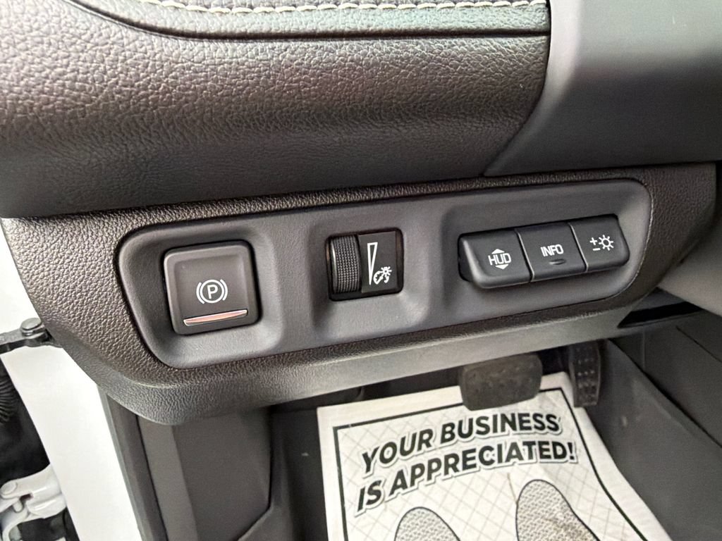 Used 2023 GMC Acadia SLT w/ Elevation Edition AWD/4WD image 26