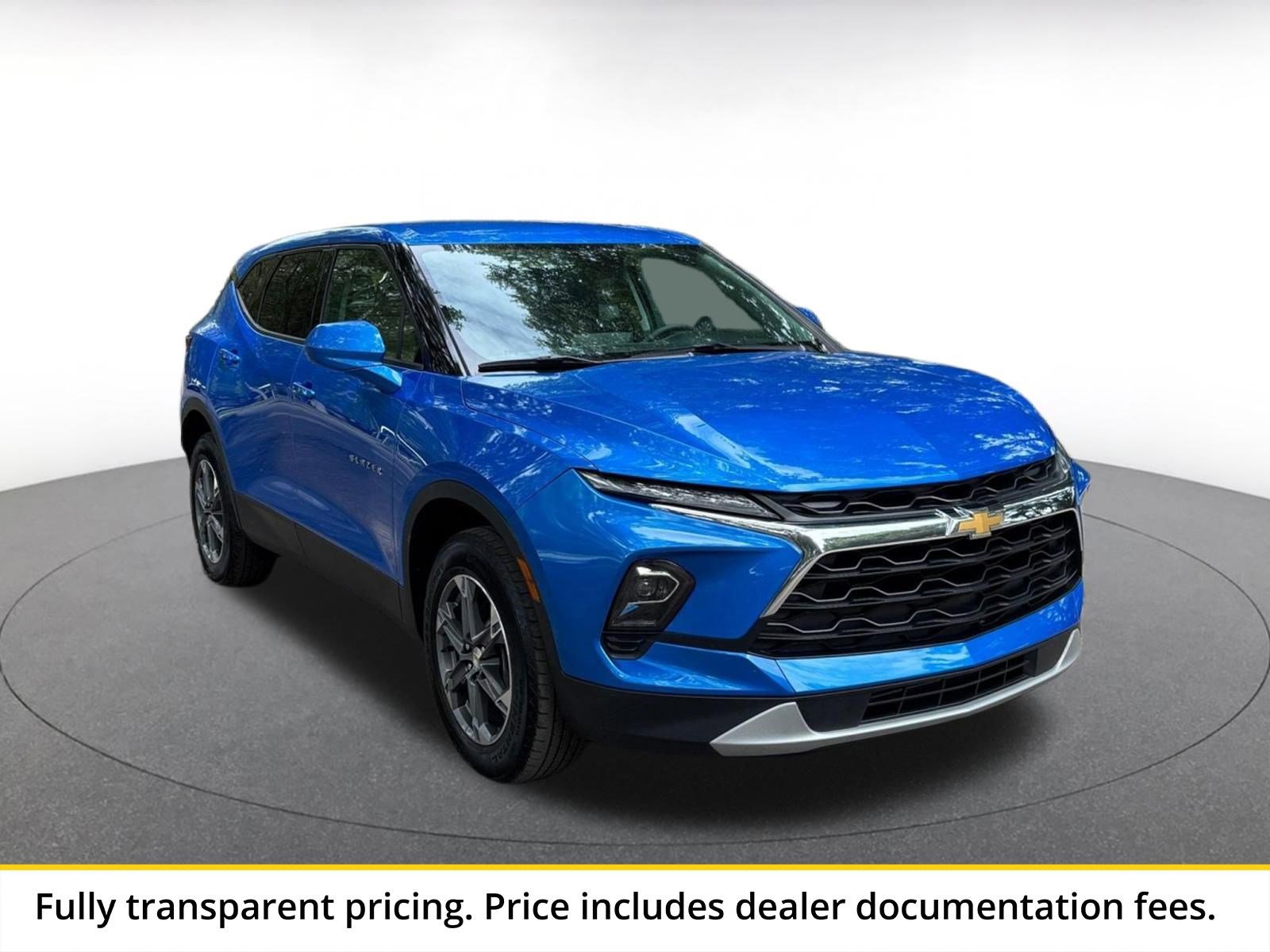 Used 2025 Chevrolet Blazer LT FWD video 1