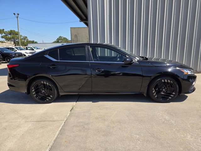 Used 2021 Nissan Altima 2.5 SR FWD image 7