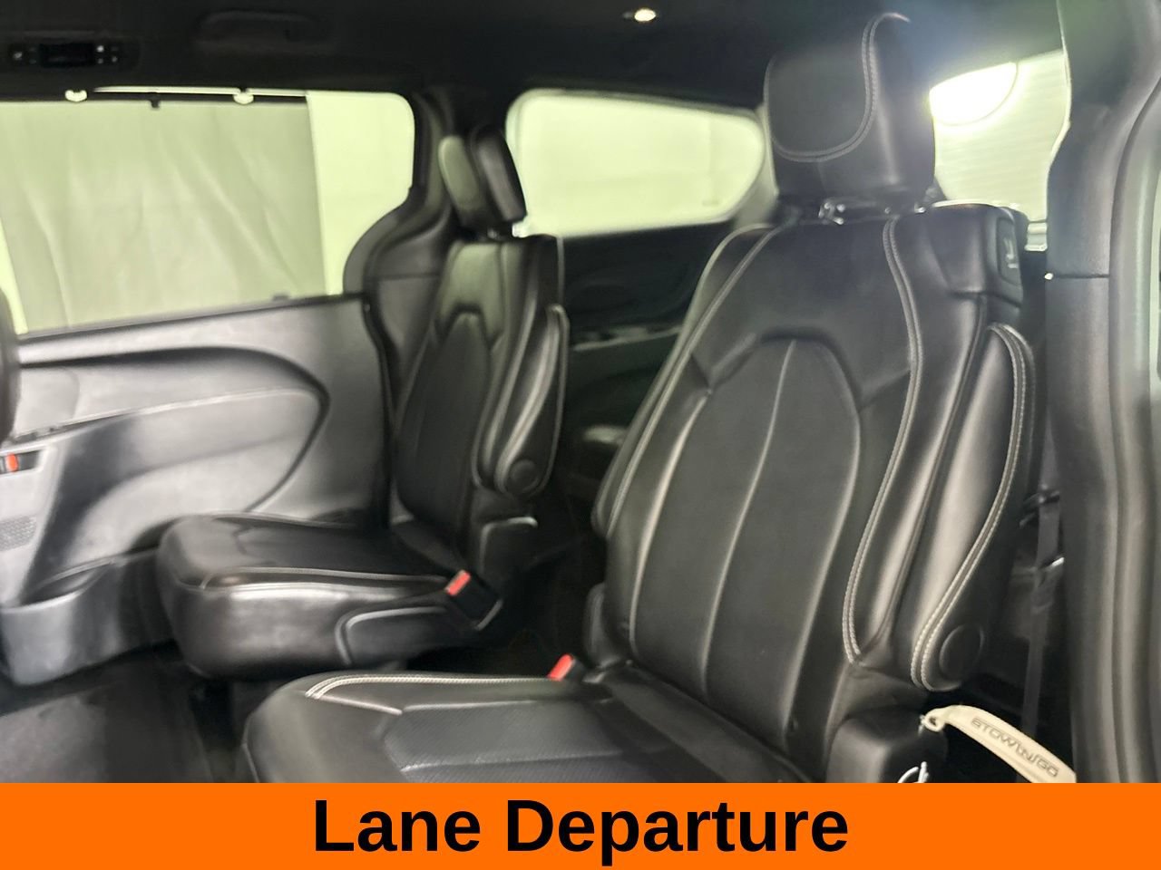Used 2025 Chrysler Pacifica Select FWD image 20