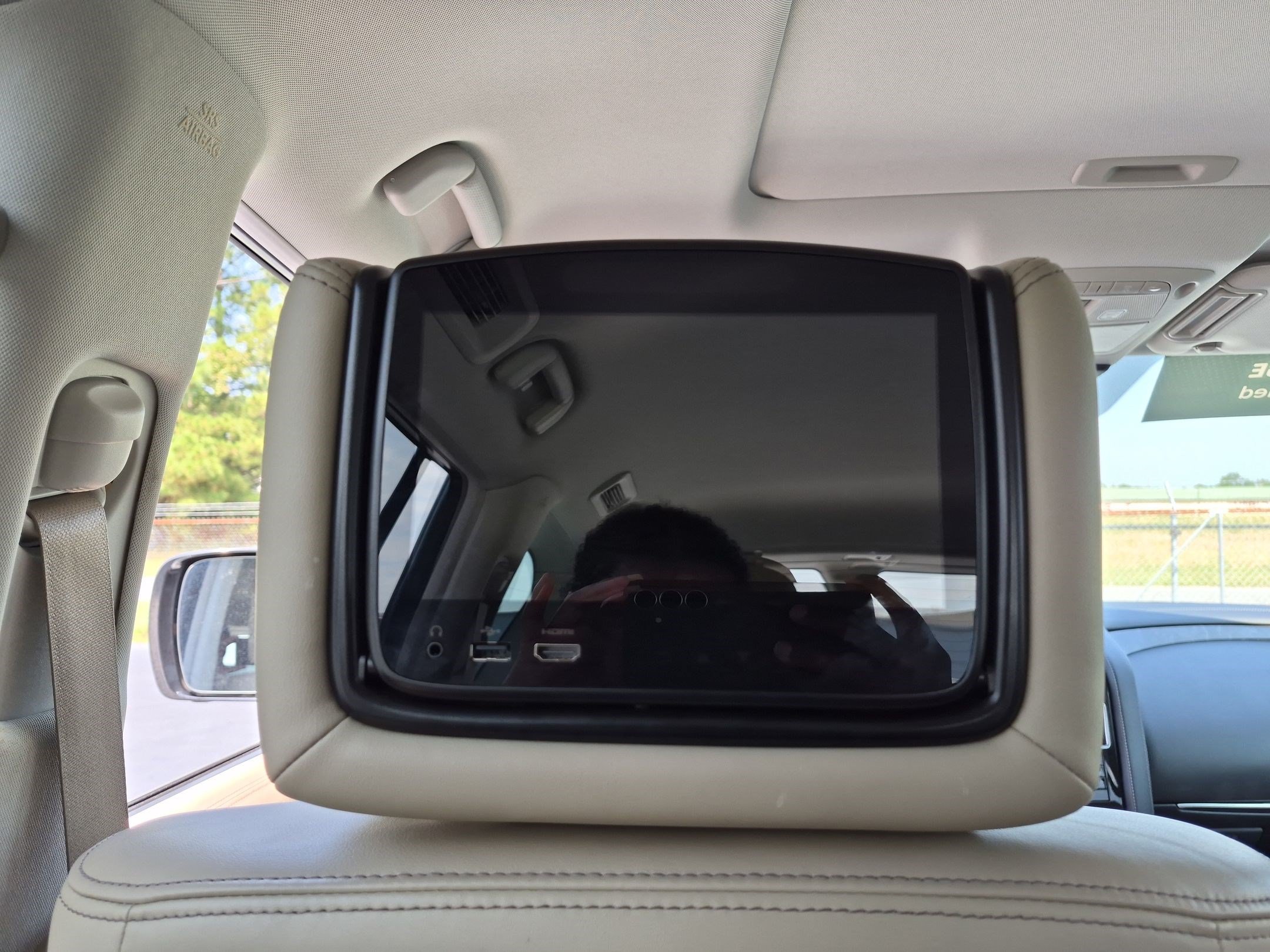 Used 2023 Nissan Armada Platinum w/ Captain's Chairs Package AWD/4WD image 34