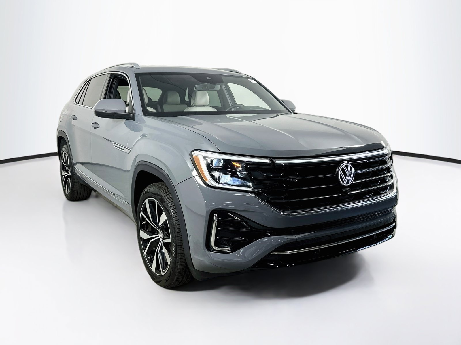 Used 2024 Volkswagen Atlas Cross Sport SEL Premium R-Line AWD/4WD image 3