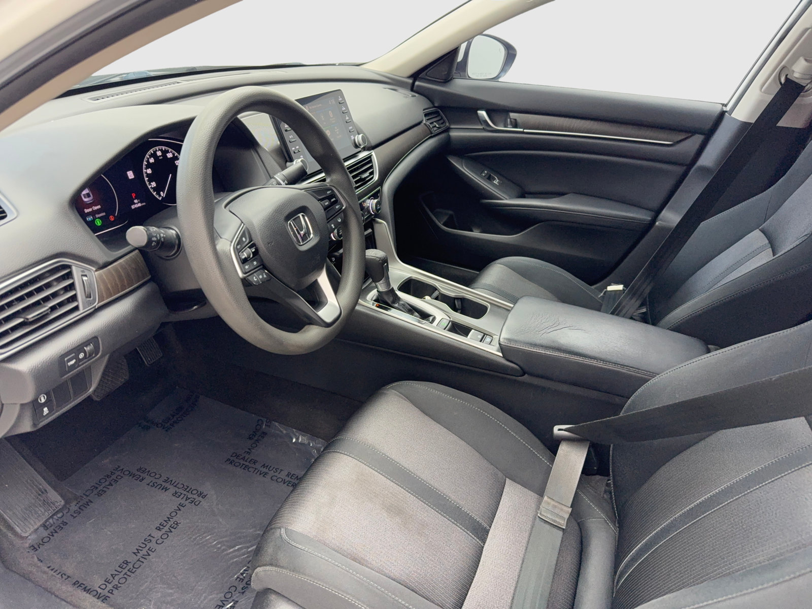 Used 2018 Honda Accord EX image 31