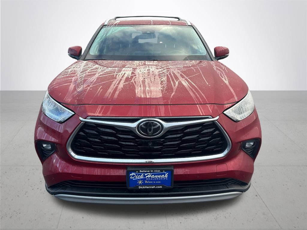 Used 2020 Toyota Highlander Platinum AWD/4WD image 3