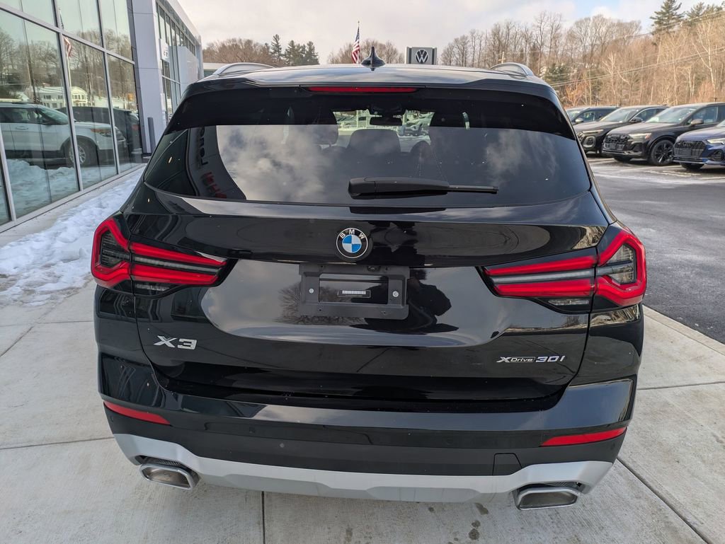 Used 2023 BMW X3 xDrive30i w/ Premium Package image 4