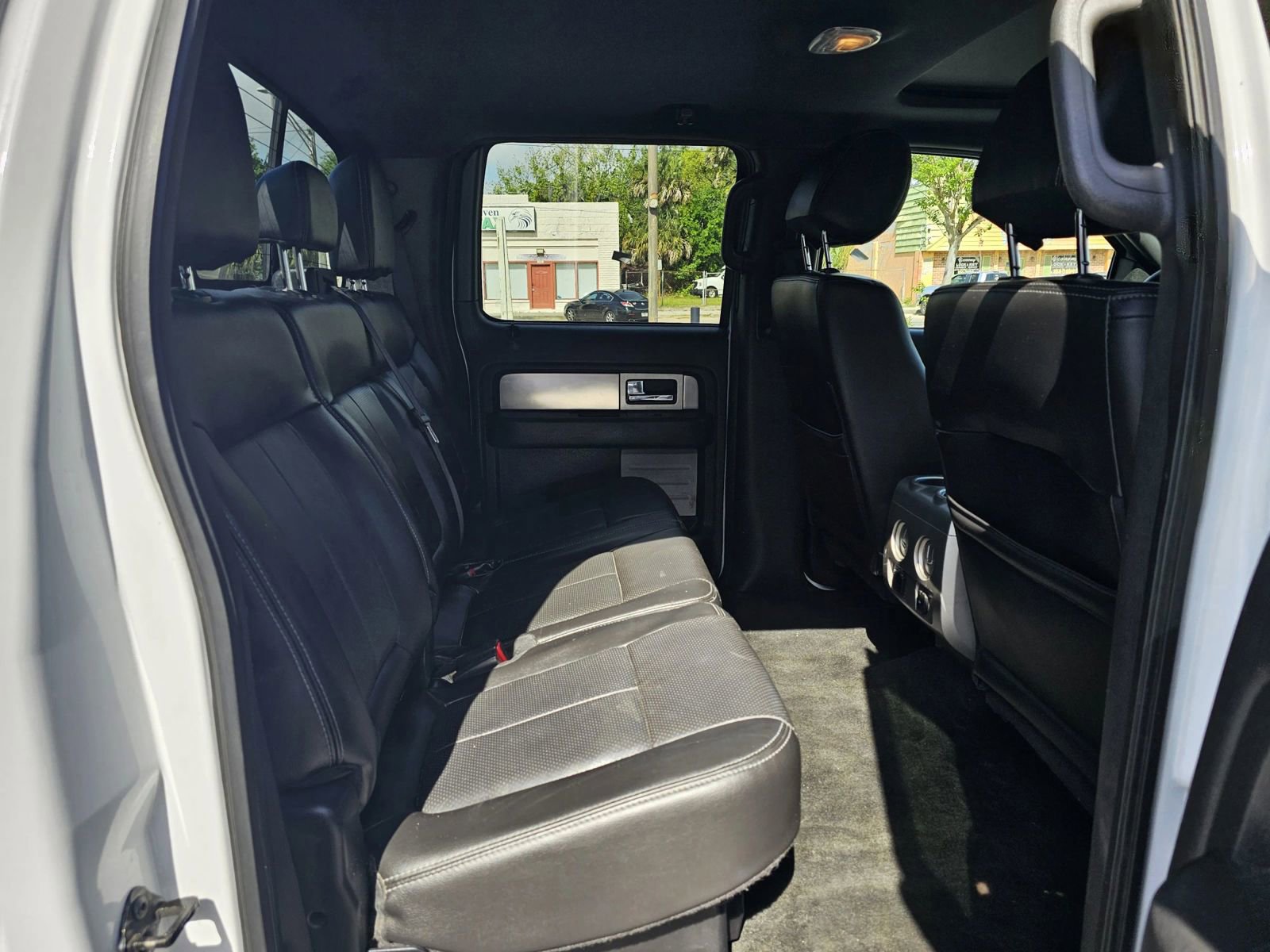 Used 2014 Ford F150 FX4 w/ Equipment Group 402A Luxury image 13