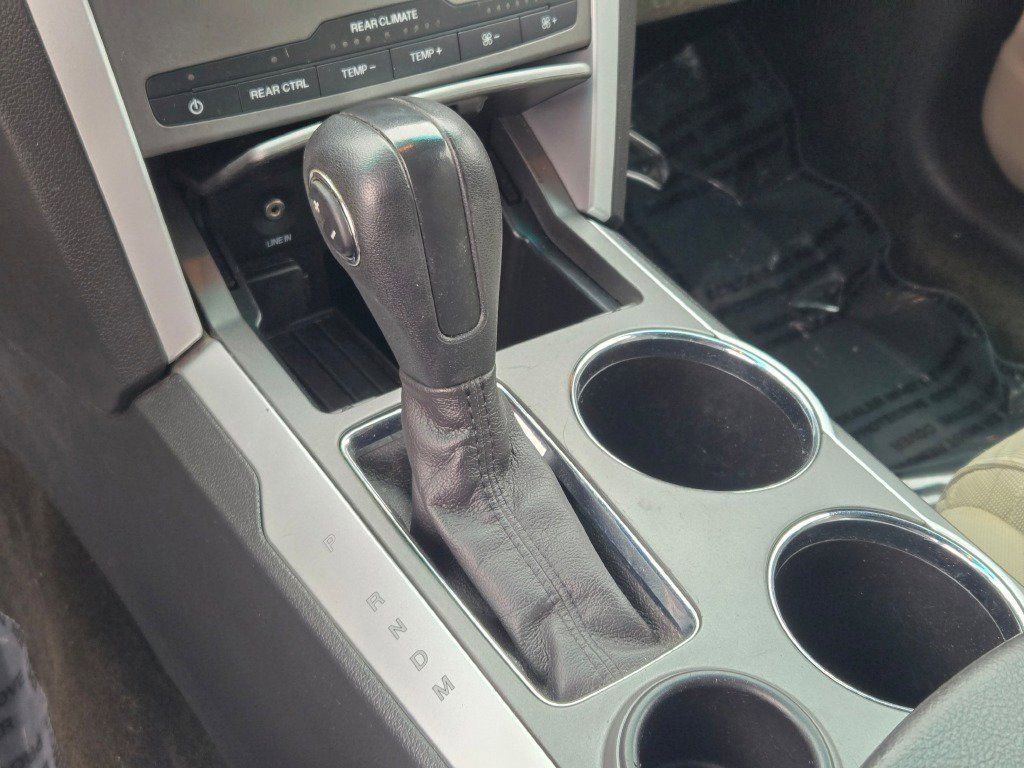 Used 2013 Ford Explorer Base image 27