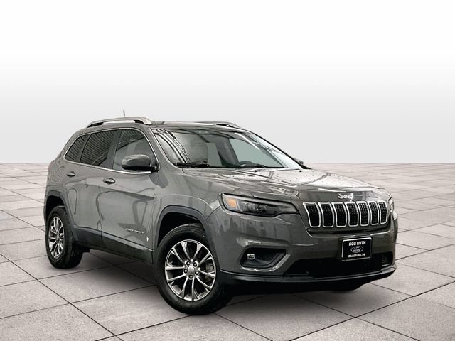 Used 2020 Jeep Cherokee Latitude Plus w/ Cold Weather Group AWD/4WD image 2