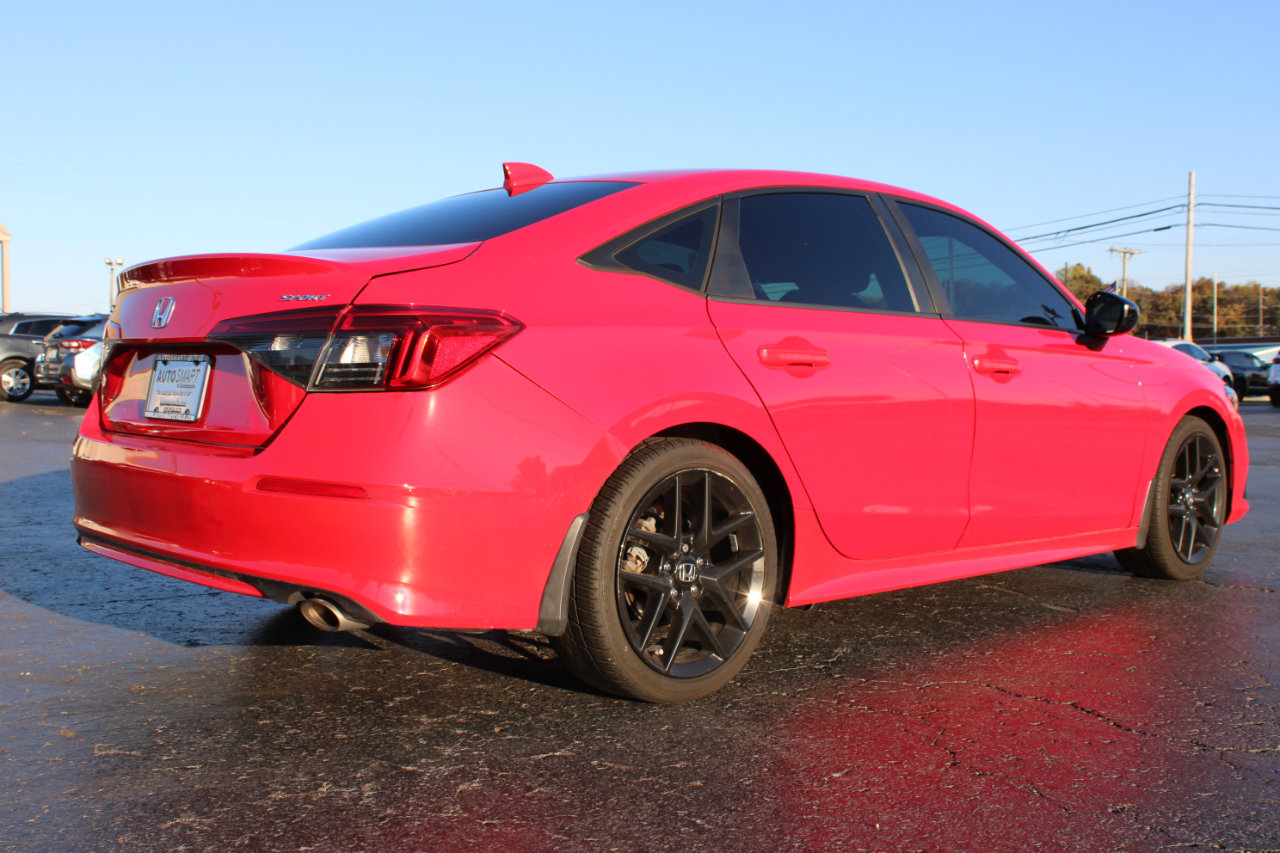 Used 2022 Honda Civic Sport image 4