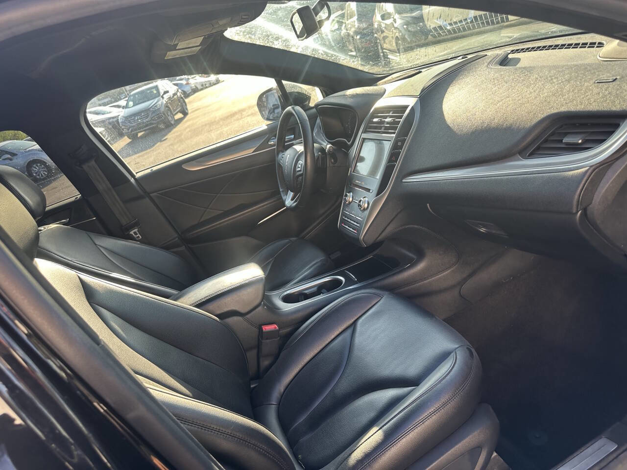 Used 2019 Lincoln MKC Premiere image 23