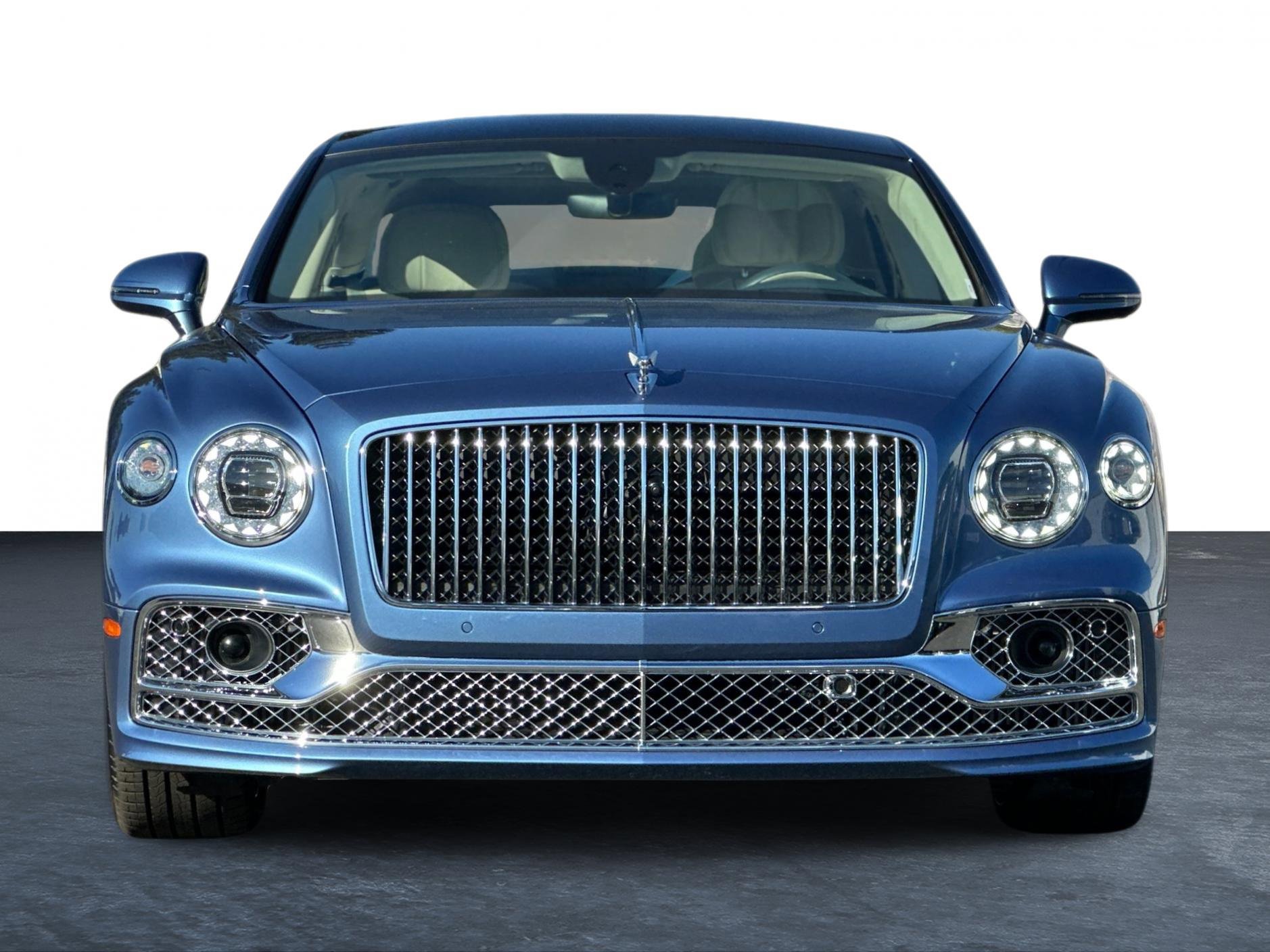 Used 2024 Bentley Flying Spur V8 image 12