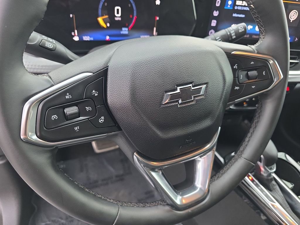 Used 2025 Chevrolet Trax ACTIV w/ Driver Confidence Package image 11