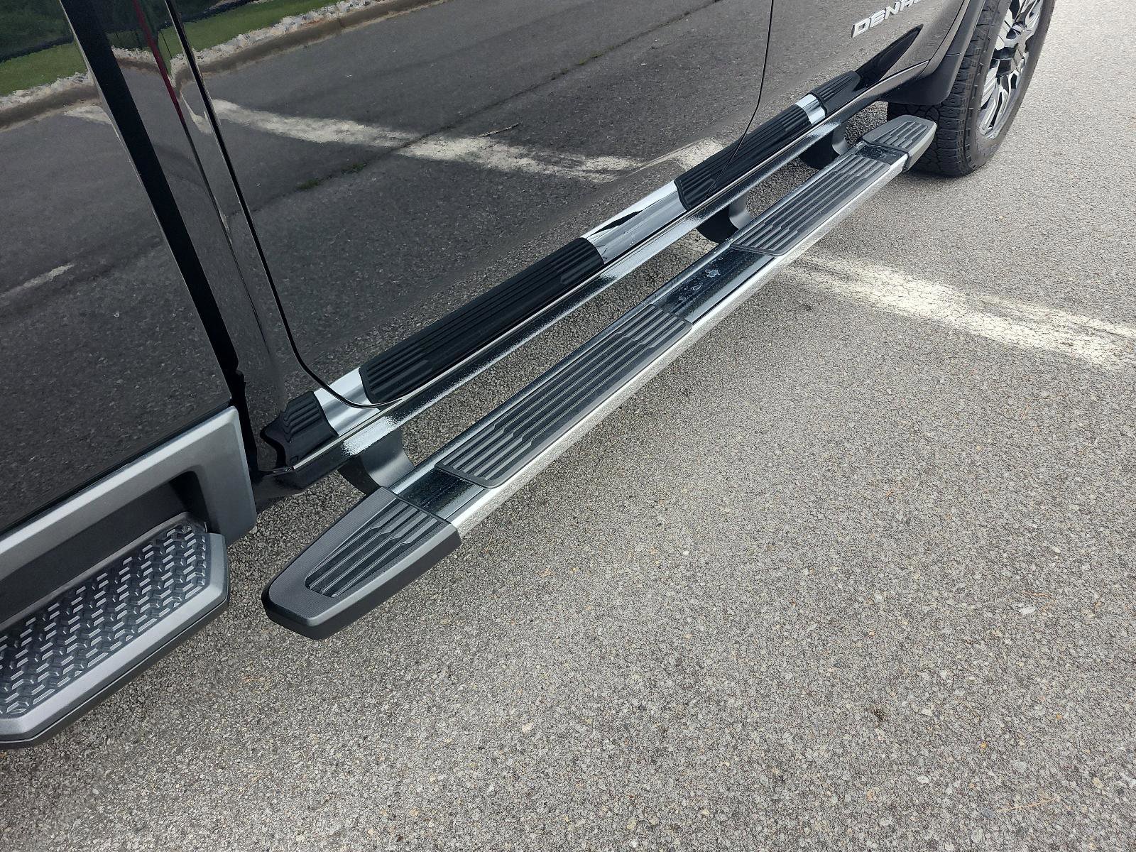 Certified 2025 GMC Sierra 2500 Denali AWD/4WD image 7