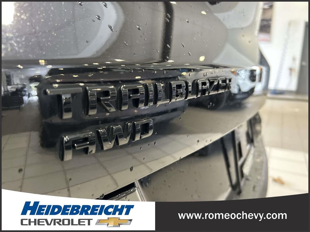 Certified 2023 Chevrolet TrailBlazer RS w/ Convenience Package image 36