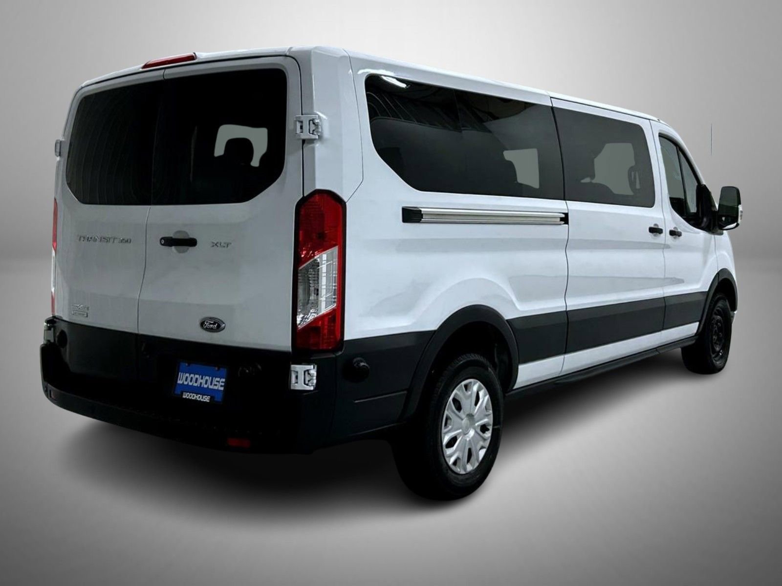 Used 2024 Ford Transit 350 XLT RWD image 5