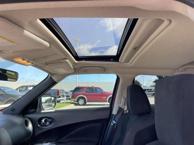 Used 2015 Nissan Juke SV w/ Technology Package FWD image 24