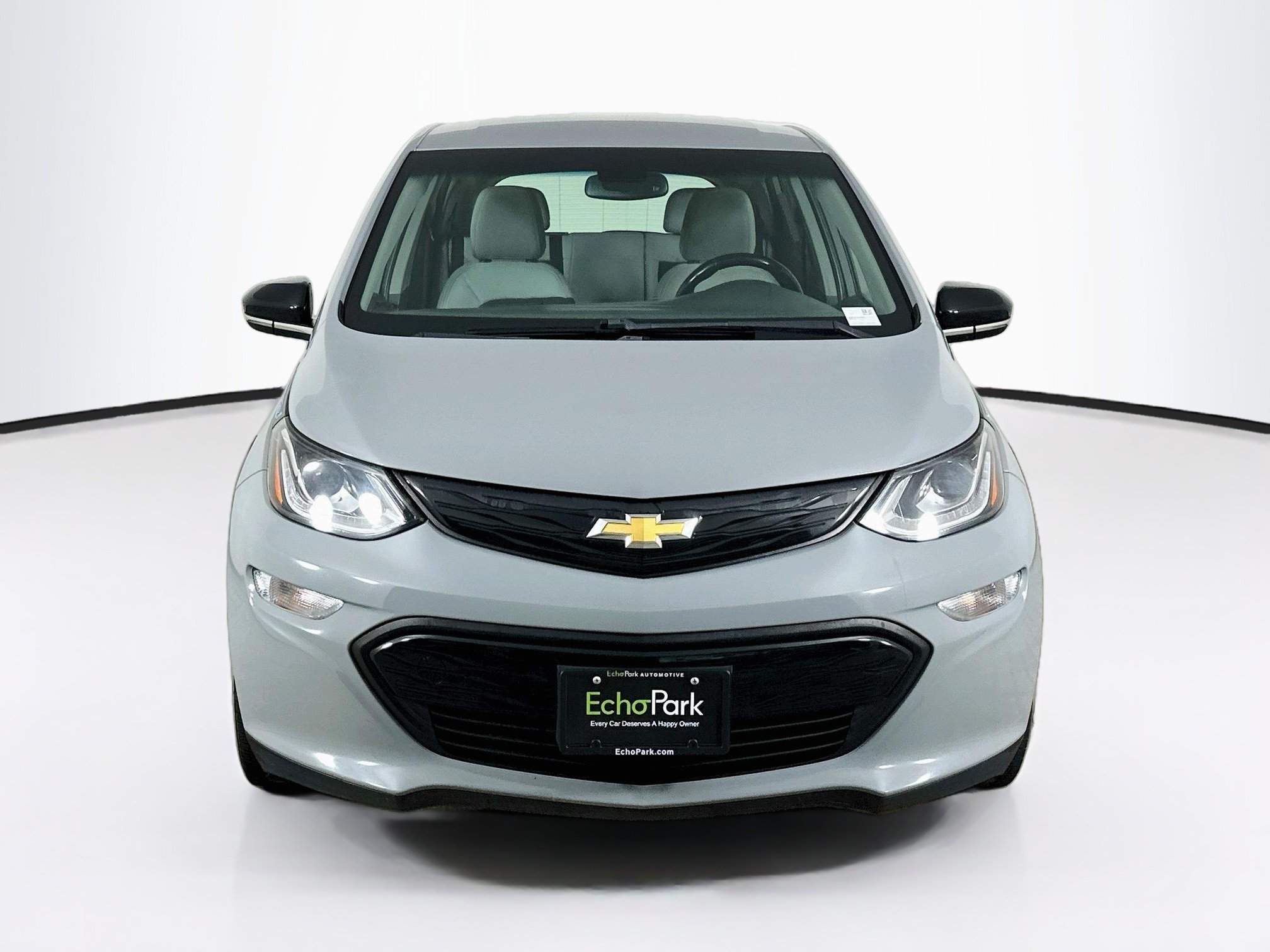 Used 2020 Chevrolet Bolt LT FWD image 2