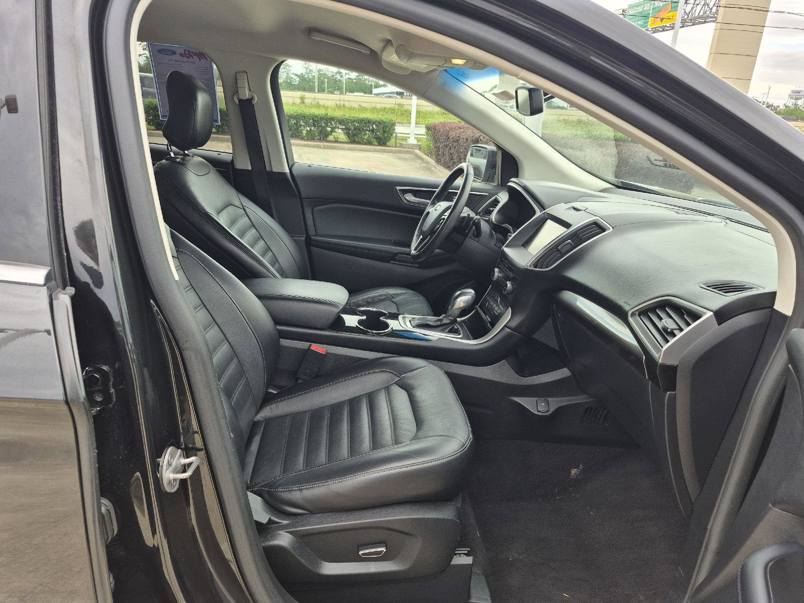 Used 2015 Ford Edge SEL w/ Equipment Group 201A FWD image 10