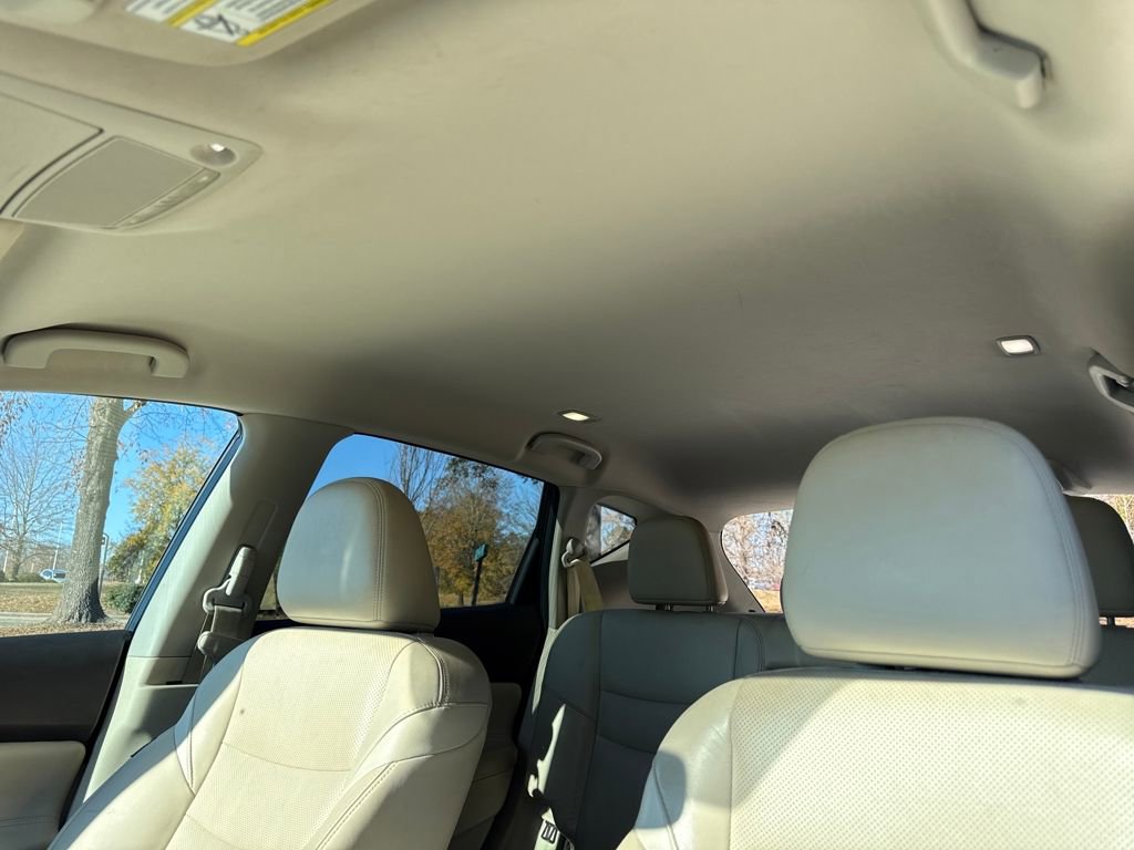 Used 2015 Nissan Murano Platinum w/ Cargo Package image 25