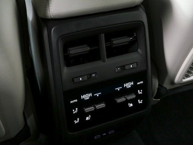 New 2026 Porsche Macan 4S Electric image 21