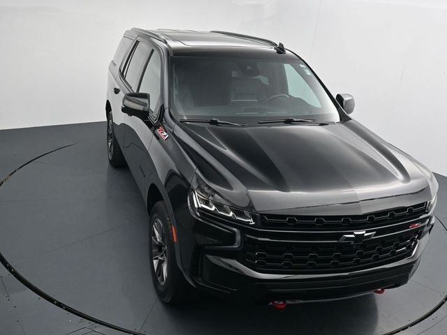 Used 2023 Chevrolet Tahoe Z71 w/ Luxury Package AWD/4WD image 23