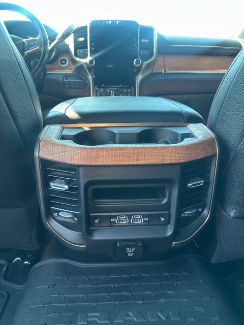 Used 2023 RAM 2500 Limited AWD/4WD image 36