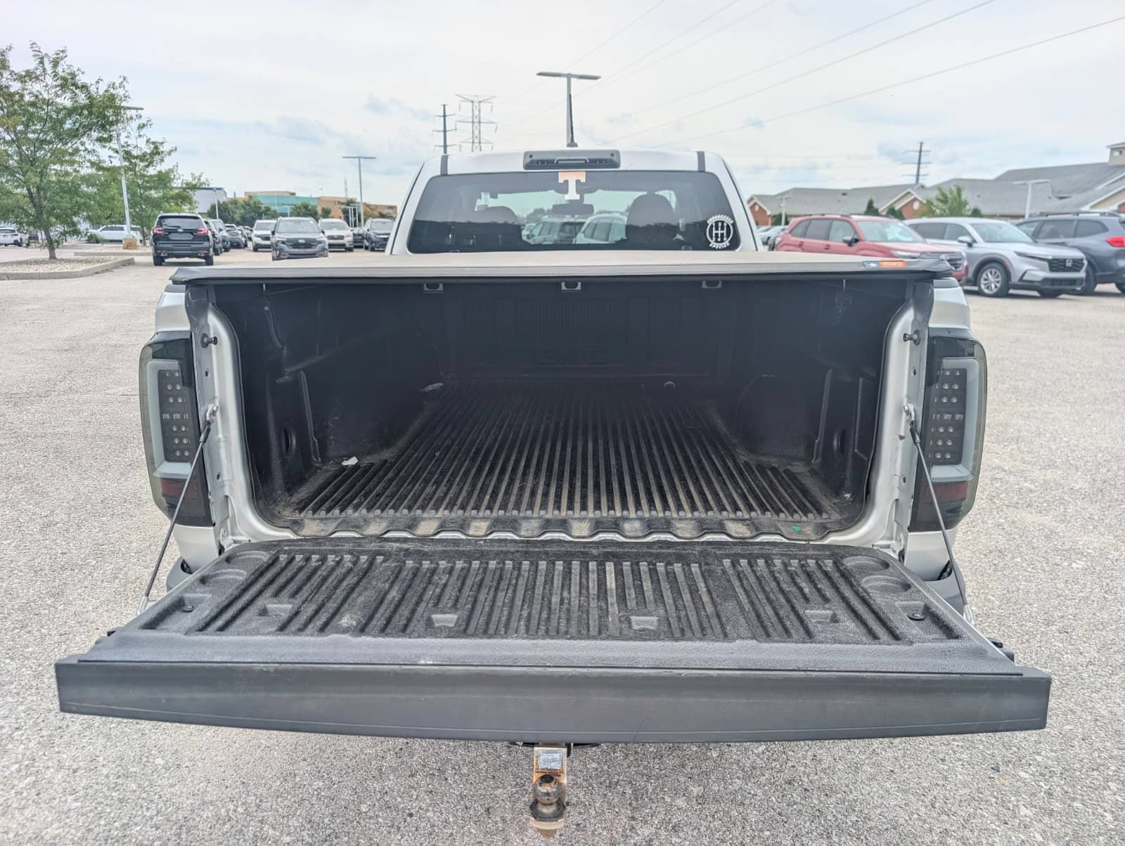 Used 2015 GMC Canyon W/T RWD image 9